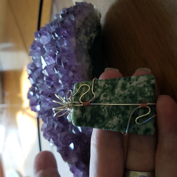 NWT Moss Agate (green & white) Pendant - Picture 5 of 8